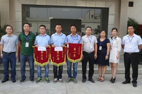 努力拼搏，打造最強(qiáng)執(zhí)行力團(tuán)隊(duì)——記棟方軍訓(xùn)匯演